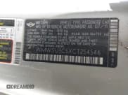 ✅ 2012 MINI Hardtop • VIN: WMWSU3C5XCT254546 • Lot: 42408744. Wystawiony na IAAI z przebiegiem 71 878 mil. Bezpłatny archiwum sprzedaży aukcyjnych z USA i szczegółowy raport historii pojazdu na DreamBid. Zdjęcie 9.