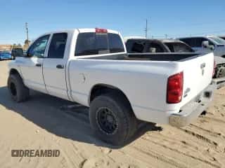 2009 Dodge 3500 SLT z VIN 3D7ML38L89G500723, wystawiony jako Copart lot #89311995 z przebiegiem 149 784 mil mil oraz Szkoda całkowita • Salvage title. Historia ofert i sprzedaży dostępna na DreamBid. Obrazek 2.
