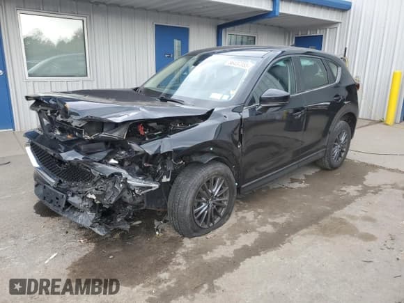 ✅ 2019 Mazda CX-5 Sport • VIN: JM3KFBBM3K0608012 • Lot: 86437355. Listed on Copart with 41,338 mi. Free auction sales archive from the USA and detailed vehicle history report at DreamBid. Image 1.