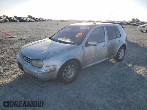 ✅ 2005 Volkswagen Golf GL • VIN: 9BWFL61J654032176 • Lot: 70890134. Wystawiony na Copart z przebiegiem Nie podano. Bezpłatny archiwum sprzedaży aukcyjnych z USA i szczegółowy raport historii pojazdu na DreamBid. Zdjęcie 1.