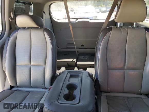 ✅ 2015 Kia Sedona SX • VIN: KNDMC5C17F6059272 • Лот: 85484425. Опубликован ранее на Copart с пробегом Не указан. Бесплатный доступ к архиву аукционных продаж из США и подробный отчёт об истории автомобиля на DreamBid. Изображение 10.