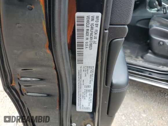 ✅ 2021 Jeep Grand Cherokee Laredo X • VIN: 1C4RJFAGXMC700521 • Lot: 62293145. Listed on Copart with 28,982 mi. Free auction sales archive from the USA and detailed vehicle history report at DreamBid. Image 13.