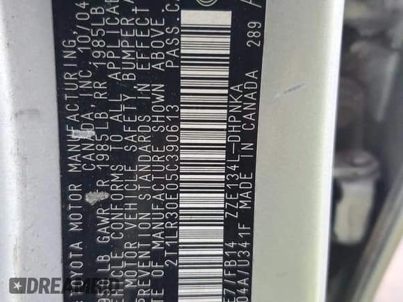 ✅ 2005 Toyota Matrix XR • VIN: 2T1LR30E05C390613 • Lot: 91686875. Listed on Copart with 124,168 mi. Free auction sales archive from the USA and detailed vehicle history report at DreamBid. Image 13.