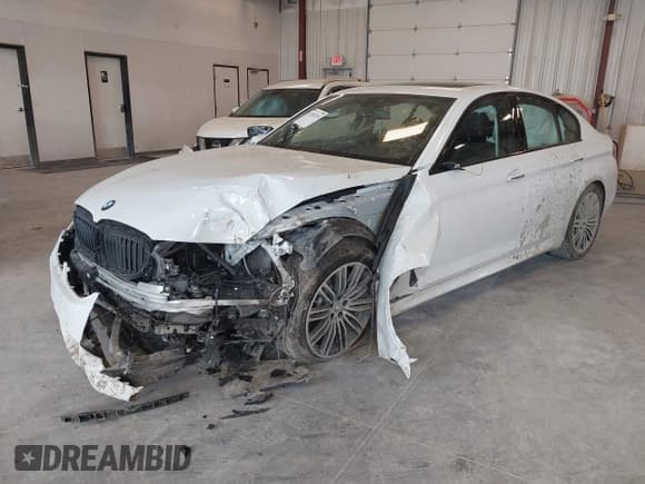✅ 2018 BMW 5 Series 540i xDrive • VIN: WBAJE7C50JG891791 • Lot: 42365265. Listed on IAAI with 54,896 mi. Free auction sales archive from the USA and detailed vehicle history report at DreamBid. Image 2.