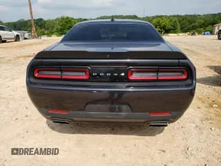 ✅ 2018 Dodge Challenger R/T Scat Pack • VIN: 2C3CDZFJ8JH236581 • Lot: 54972623. Wystawiony na Copart z przebiegiem 34 753 mil. Bezpłatny archiwum sprzedaży aukcyjnych z USA i szczegółowy raport historii pojazdu na DreamBid. Zdjęcie 6.