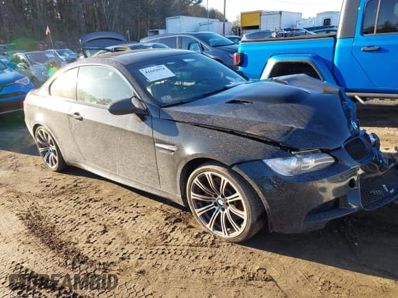 ✅ 2009 BMW M3 • VIN: WBSWD93519P361082 • Lot: 41642034. Listed on IAAI with 105,742 mi. Free auction sales archive from the USA and detailed vehicle history report at DreamBid. Image 1.