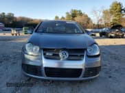 ✅ 2008 Volkswagen R32 • VIN: WVWKC71K58W246964 • Lot: 93696085. Wystawiony na Copart z przebiegiem 99 490 mil. Bezpłatny archiwum sprzedaży aukcyjnych z USA i szczegółowy raport historii pojazdu na DreamBid. Zdjęcie 5.