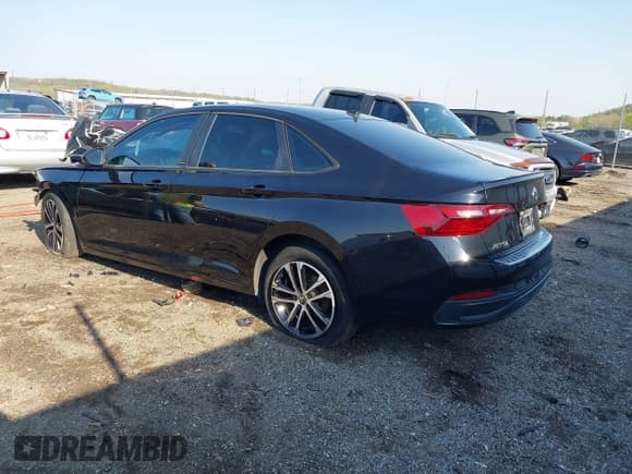 ✅ 2023 Volkswagen Jetta Sport • VIN: 3VWAM7BU2PM060254 • Lot: 41969088. Listed on IAAI with Not provided. Free auction sales archive from the USA and detailed vehicle history report at DreamBid. Image 3.