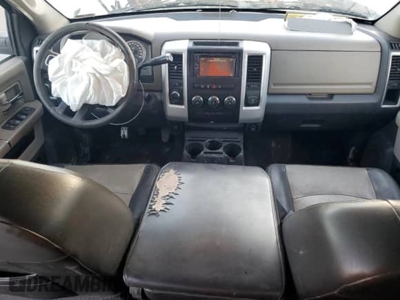 2010 Dodge 1500 Laramie z VIN 1D7RV1GT5AS233964, wystawiony jako Copart lot #44268685 z przebiegiem 189 051 mil mil oraz Szkoda całkowita • Salvage title. Historia ofert i sprzedaży dostępna na DreamBid. Obrazek 8.