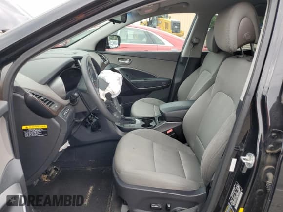 ✅ 2017 Hyundai Santa Fe 2.4L • VIN: 5XYZU3LB9HG425829 • Лот: 62344614. Опубликован ранее на Copart с пробегом Не указан. Бесплатный доступ к архиву аукционных продаж из США и подробный отчёт об истории автомобиля на DreamBid. Изображение 7.