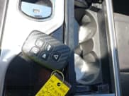 ✅ 2015 Jaguar XF Portfolio • VIN: SAJWJ0FF0F8U69281 • Лот: 43203557. Опубликован ранее на IAAI с пробегом 118 308 миль. Бесплатный доступ к архиву аукционных продаж из США и подробный отчёт об истории автомобиля на DreamBid. Изображение 11.