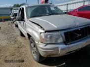 ✅ 2004 Jeep Grand Cherokee Laredo • VIN: 1J4GX48S84C133272 • Лот: 84977485. Опубликован ранее на Copart с пробегом 226 595 миль. Бесплатный доступ к архиву аукционных продаж из США и подробный отчёт об истории автомобиля на DreamBid. Изображение 14.