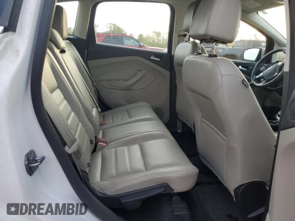 ✅ 2017 Ford C-Max Titanium • VIN: 1FADP5FU8HL106877 • Лот: 71734905. Опубликован ранее на Copart с пробегом 73 633 миль. Бесплатный доступ к архиву аукционных продаж из США и подробный отчёт об истории автомобиля на DreamBid. Изображение 11.