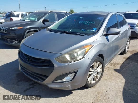✅ 2013 Hyundai Elantra • VIN: KMHD35LE3DU096794 • Lot: 43487547. Listed on IAAI with 136,071 mi. Free auction sales archive from the USA and detailed vehicle history report at DreamBid. Image 2.
