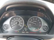 ✅ 2014 BMW 3 Series 328i xDrive • VIN: WBA3B3C54EJ980704 • Lot: 43391206. Wystawiony na IAAI z przebiegiem 166 652 mil. Bezpłatny archiwum sprzedaży aukcyjnych z USA i szczegółowy raport historii pojazdu na DreamBid. Zdjęcie 7.