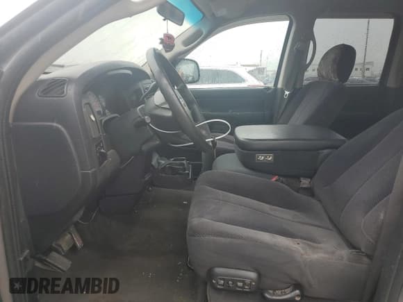 ✅ 2005 Dodge 1500 SLT • VIN: 1D7HA18N35S171848 • Лот: 69075594. Опубликован ранее на Copart с пробегом Не указан. Бесплатный доступ к архиву аукционных продаж из США и подробный отчёт об истории автомобиля на DreamBid. Изображение 7.