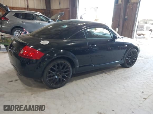 ✅ 2003 Audi TT • VIN: TRUSC28N431004794 • Лот: 42151503. Опубликован ранее на IAAI с пробегом 101 160 миль. Бесплатный доступ к архиву аукционных продаж из США и подробный отчёт об истории автомобиля на DreamBid. Изображение 4.