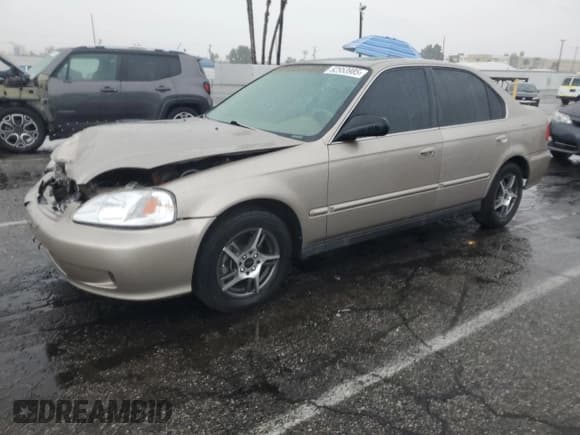 ✅ 2000 Honda Civic EX • VIN: 2HGEJ8549YH534085 • Lot: 92953985. Wystawiony na Copart z przebiegiem 135 349 mil. Bezpłatny archiwum sprzedaży aukcyjnych z USA i szczegółowy raport historii pojazdu na DreamBid. Zdjęcie 1.