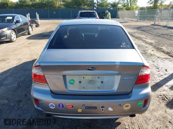 ✅ 2008 Subaru Legacy Limited • VIN: 4S3BL626387225777 • Lot: 43492035. Listed on IAAI with 158,628 mi. Free auction sales archive from the USA and detailed vehicle history report at DreamBid. Image 16.