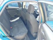 ✅ 2016 Ford Focus SE • VIN: 1FADP3F22GL314965 • Lot: 43073881. Wystawiony na IAAI z przebiegiem 126 844 mil. Bezpłatny archiwum sprzedaży aukcyjnych z USA i szczegółowy raport historii pojazdu na DreamBid. Zdjęcie 8.