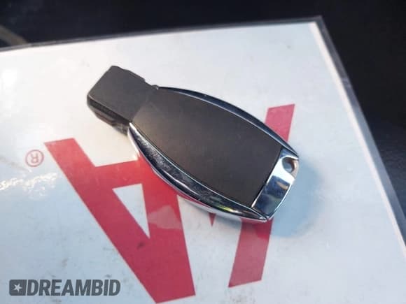 ✅ 2017 Mercedes-Benz SLC 300 • VIN: WDDPK3JA0HF127797 • Lot: 43780792. Wystawiony na IAAI z przebiegiem 58 673 mil. Bezpłatny archiwum sprzedaży aukcyjnych z USA i szczegółowy raport historii pojazdu na DreamBid. Zdjęcie 11.