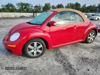 ✅ 2006 Volkswagen Beetle • VIN: 3VWRF31Y06M315900 • Lot: 69023595. Wystawiony na Copart z przebiegiem Nie podano. Bezpłatny archiwum sprzedaży aukcyjnych z USA i szczegółowy raport historii pojazdu na DreamBid. Zdjęcie 1.