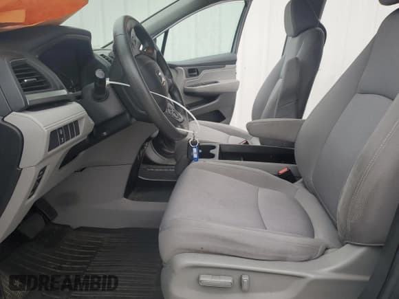 ✅ 2021 Honda Odyssey LX • VIN: 5FNRL6H23MB000105 • Lot: 68847165. Listed on Copart with 107,605 mi. Free auction sales archive from the USA and detailed vehicle history report at DreamBid. Image 7.