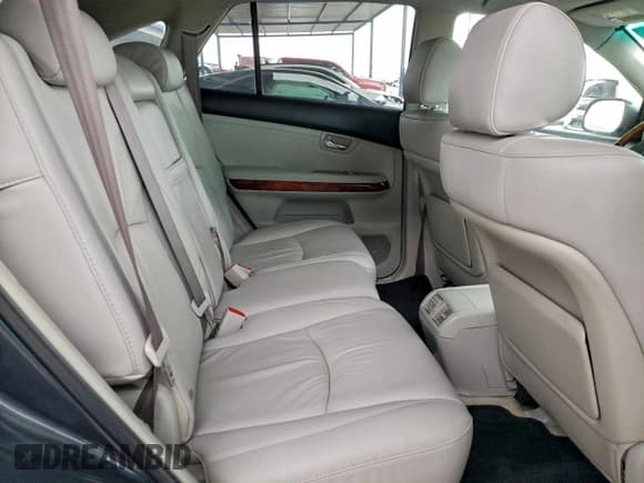 ✅ 2007 Lexus RX 350 • VIN: 2T2HK31U37C015975 • Lot: 95714265. Listed on Copart with 164,532 mi. Free auction sales archive from the USA and detailed vehicle history report at DreamBid. Image 11.