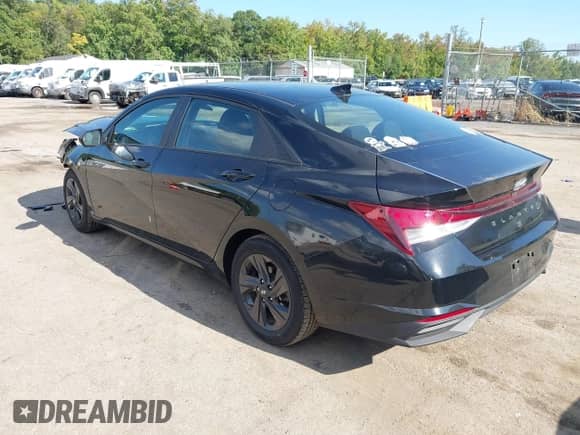 2021 Hyundai Elantra SEL z VIN KMHLS4AG0MU095616, wystawiony jako IAAI lot #43256076 z przebiegiem 27 409 mil mil oraz . Historia ofert i sprzedaży dostępna na DreamBid. Obrazek 3.