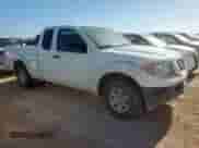 2015 Nissan Frontier S z VIN 1N6BD0CT0FN729353, wystawiony jako Copart lot #59012035 z przebiegiem 155 233 mil mil oraz Czysty tytuł • Clean title. Historia ofert i sprzedaży dostępna na DreamBid. Obrazek 4.