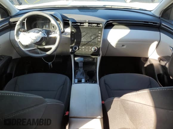 ✅ 2022 Hyundai Tucson SEL • VIN: 5NMJBCAE9NH137763 • Lot: 37283003. Wystawiony na Copart z przebiegiem 6 249 mil. Bezpłatny archiwum sprzedaży aukcyjnych z USA i szczegółowy raport historii pojazdu na DreamBid. Zdjęcie 8.