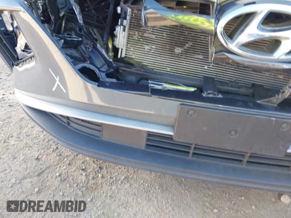 ✅ 2024 Hyundai Tucson SEL • VIN: 5NMJBCDEXRH422702 • Lot: 43651267. Listed on IAAI with 40,025 mi. Free auction sales archive from the USA and detailed vehicle history report at DreamBid. Image 20.