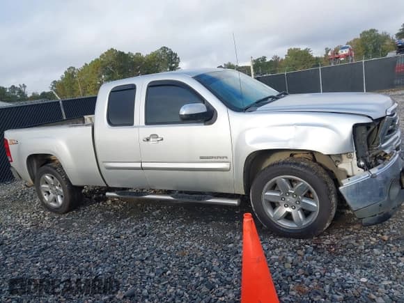 ✅ 2012 GMC Sierra 1500 SLE • VIN: 1GTR1VE06CZ326072 • Лот: 43562331. Опубликован ранее на IAAI с пробегом 196 856 миль. Бесплатный доступ к архиву аукционных продаж из США и подробный отчёт об истории автомобиля на DreamBid. Изображение 13.