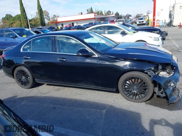 ✅ 2022 Mercedes-Benz C 300 • VIN: W1KAF4GB8NR017218 • Лот: 43752139. Опубликован ранее на IAAI с пробегом 30 737 миль. Бесплатный доступ к архиву аукционных продаж из США и подробный отчёт об истории автомобиля на DreamBid. Изображение 14.