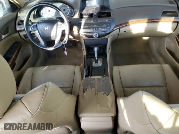 ✅ 2008 Honda Accord EX-L • VIN: 1HGCP26838A052571 • Lot: 87377865. Wystawiony na Copart z przebiegiem 184 597 mil. Bezpłatny archiwum sprzedaży aukcyjnych z USA i szczegółowy raport historii pojazdu na DreamBid. Zdjęcie 8.