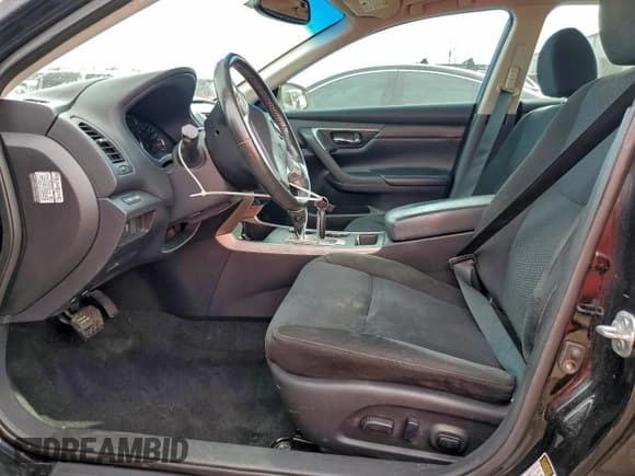 ✅ 2015 Nissan Altima SL • VIN: 1N4AL3AP0FC596359 • Lot: 94142715. Wystawiony na Copart z przebiegiem 168 784 mil. Bezpłatny archiwum sprzedaży aukcyjnych z USA i szczegółowy raport historii pojazdu na DreamBid. Zdjęcie 7.