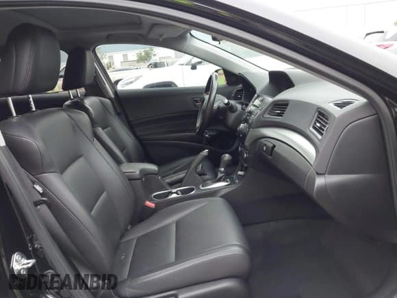 ✅ 2016 Acura ILX • VIN: 19UDE2F39GA005378 • Lot: 43524603. Listed on IAAI with 140,208 mi. Free auction sales archive from the USA and detailed vehicle history report at DreamBid. Image 5.