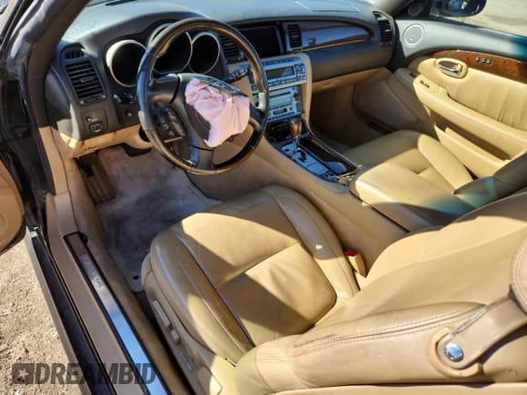 ✅ 2006 Lexus SC 430 • VIN: JTHFN48Y669007065 • Lot: 90618845. Wystawiony na Copart z przebiegiem Nie podano. Bezpłatny archiwum sprzedaży aukcyjnych z USA i szczegółowy raport historii pojazdu na DreamBid. Zdjęcie 8.