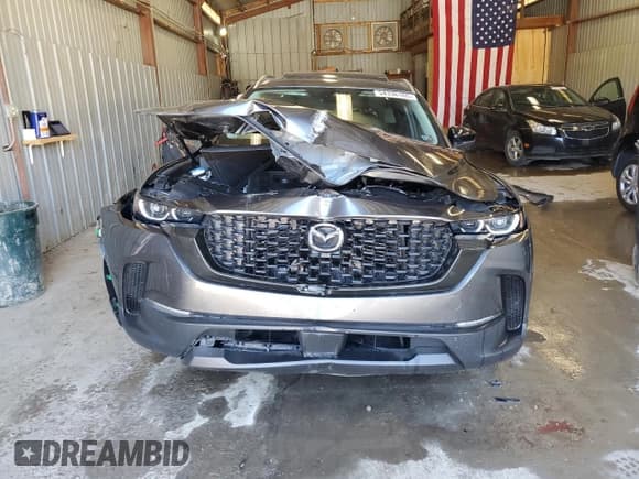 ✅ 2024 Mazda CX-50 S Premium • VIN: 7MMVABDMXRN173083 • Lot: 54336165. Listed on Copart with 11,410 mi. Free auction sales archive from the USA and detailed vehicle history report at DreamBid. Image 5.