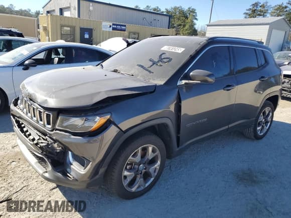 ✅ 2020 Jeep Compass Limited • VIN: 3C4NJDCB3LT133060 • Lot: 88741245. Wystawiony na Copart z przebiegiem 82 469 mil. Bezpłatny archiwum sprzedaży aukcyjnych z USA i szczegółowy raport historii pojazdu na DreamBid. Zdjęcie 1.