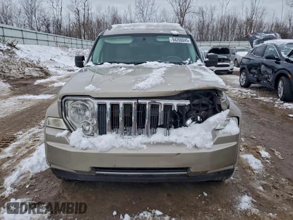 ✅ 2011 Jeep Liberty Limited • VIN: 1J4PN5GK2BW502670 • Lot: 94266045. Listed on Copart with 176,490 mi. Free auction sales archive from the USA and detailed vehicle history report at DreamBid. Image 5.