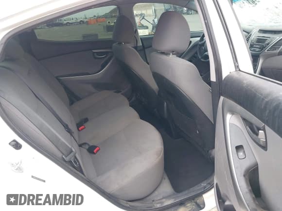 ✅ 2014 Hyundai Elantra SE • VIN: 5NPDH4AE1EH516177 • Lot: 43507557. Listed on IAAI with 154,677 mi. Free auction sales archive from the USA and detailed vehicle history report at DreamBid. Image 8.