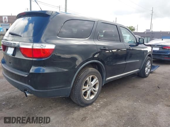 ✅ 2011 Dodge Durango Express • VIN: 1D4RD2GG3BC632618 • Lot: 43041287. Wystawiony na IAAI z przebiegiem 136 071 mil. Bezpłatny archiwum sprzedaży aukcyjnych z USA i szczegółowy raport historii pojazdu na DreamBid. Zdjęcie 4.
