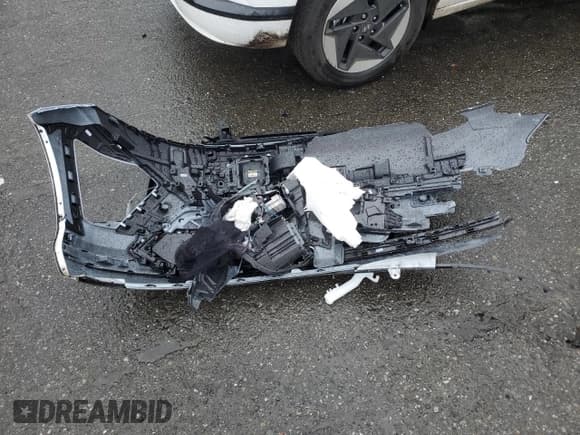 ✅ 2024 Hyundai Kona Limited • VIN: KM8HE3A68RU005800 • Лот: 46048015. Опубликован ранее на Copart с пробегом 3 066 миль. Бесплатный доступ к архиву аукционных продаж из США и подробный отчёт об истории автомобиля на DreamBid. Изображение 13.