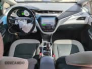 ✅ 2020 Chevrolet Bolt EV LT • VIN: 1G1FY6S05L4113449 • Lot: 48581955. Wystawiony na Copart z przebiegiem 63 363 mil. Bezpłatny archiwum sprzedaży aukcyjnych z USA i szczegółowy raport historii pojazdu na DreamBid. Zdjęcie 8.