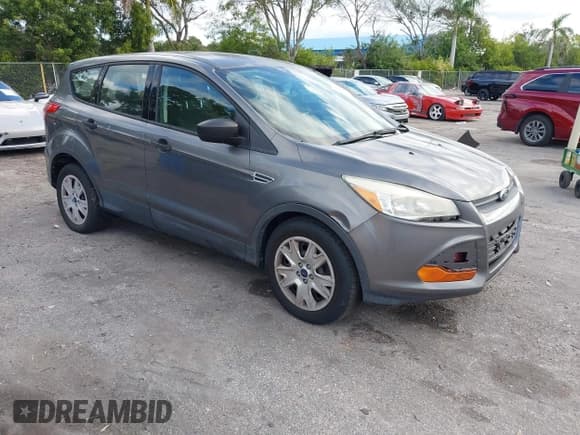 ✅ 2014 Ford Escape S • VIN: 1FMCU0F77EUA58530 • Лот: 43772301. Опубликован ранее на IAAI с пробегом 78 992 миль. Бесплатный доступ к архиву аукционных продаж из США и подробный отчёт об истории автомобиля на DreamBid. Изображение 1.