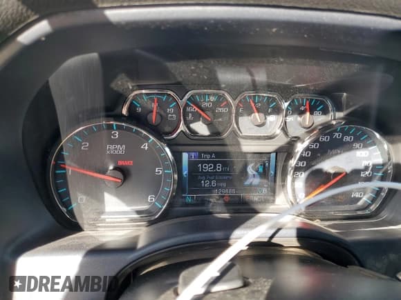 ✅ 2017 Chevrolet Silverado 1500 LT • VIN: 1GCVKREC3HZ382927 • Lot: 92317105. Listed on Copart with 129,688 mi. Free auction sales archive from the USA and detailed vehicle history report at DreamBid. Image 9.