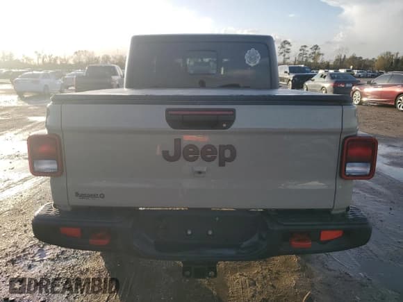 ✅ 2022 Jeep Gladiator Rubicon • VIN: 1C6JJTBG3NL174980 • Lot: 85774884. Listed on Copart with Not provided. Free auction sales archive from the USA and detailed vehicle history report at DreamBid. Image 6.