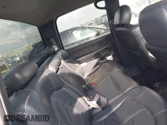 ✅ 2002 Chevrolet Silverado 2500HD LS • VIN: 1GCHK23U42F248954 • Lot: 42783938. Listed on IAAI with 208,017 mi. Free auction sales archive from the USA and detailed vehicle history report at DreamBid. Image 8.