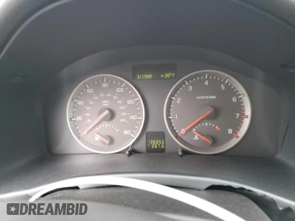 ✅ 2006 Volvo V50 2.5L Turbo • VIN: YV1MJ682862201966 • Lot: 74608684. Wystawiony na Copart z przebiegiem 136 056 mil. Bezpłatny archiwum sprzedaży aukcyjnych z USA i szczegółowy raport historii pojazdu na DreamBid. Zdjęcie 9.